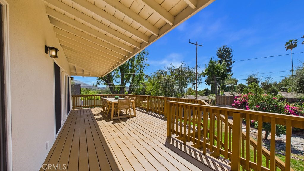 480 E Grandview