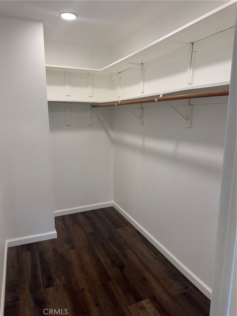 1530 Alamitas