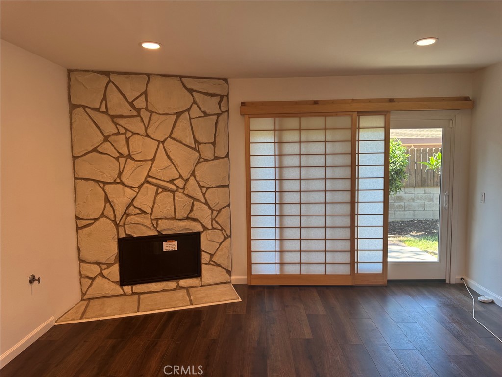 1530 Alamitas