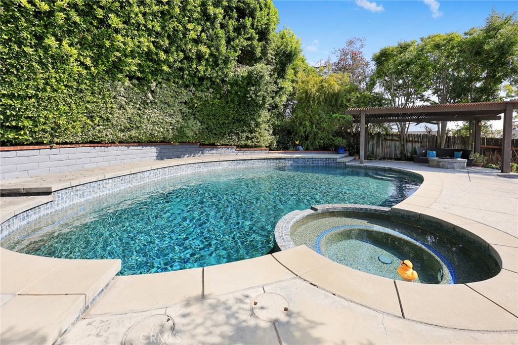 1816 Chantry Drive