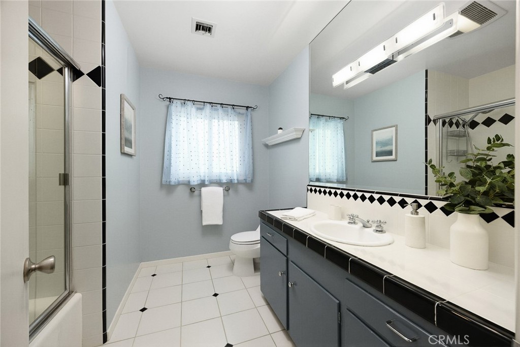 1816 Chantry Drive