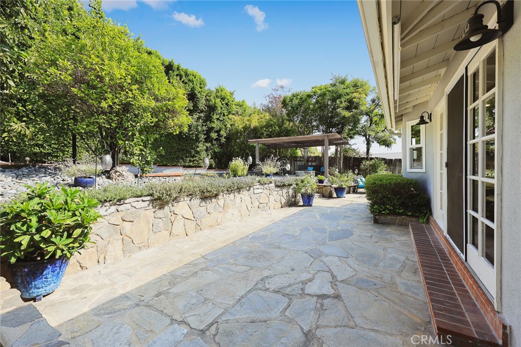 1816 Chantry Drive
