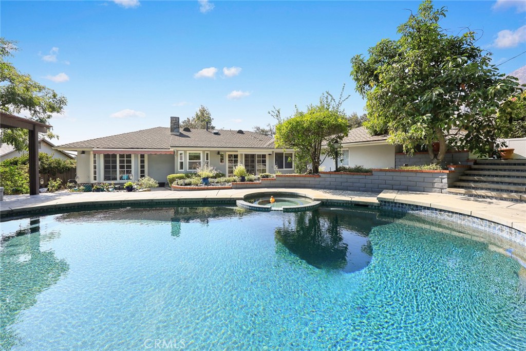 1816 Chantry Drive