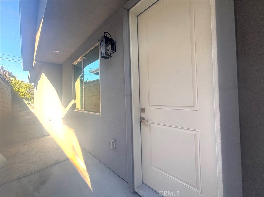 317 N Shamrock 2