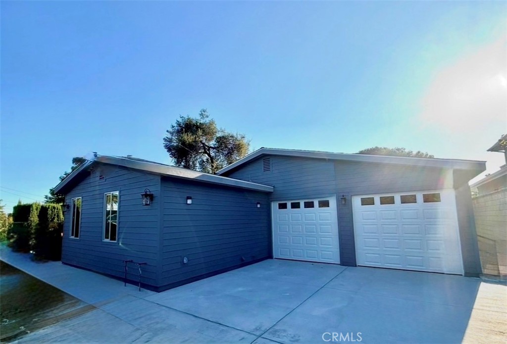 317 N Shamrock 2
