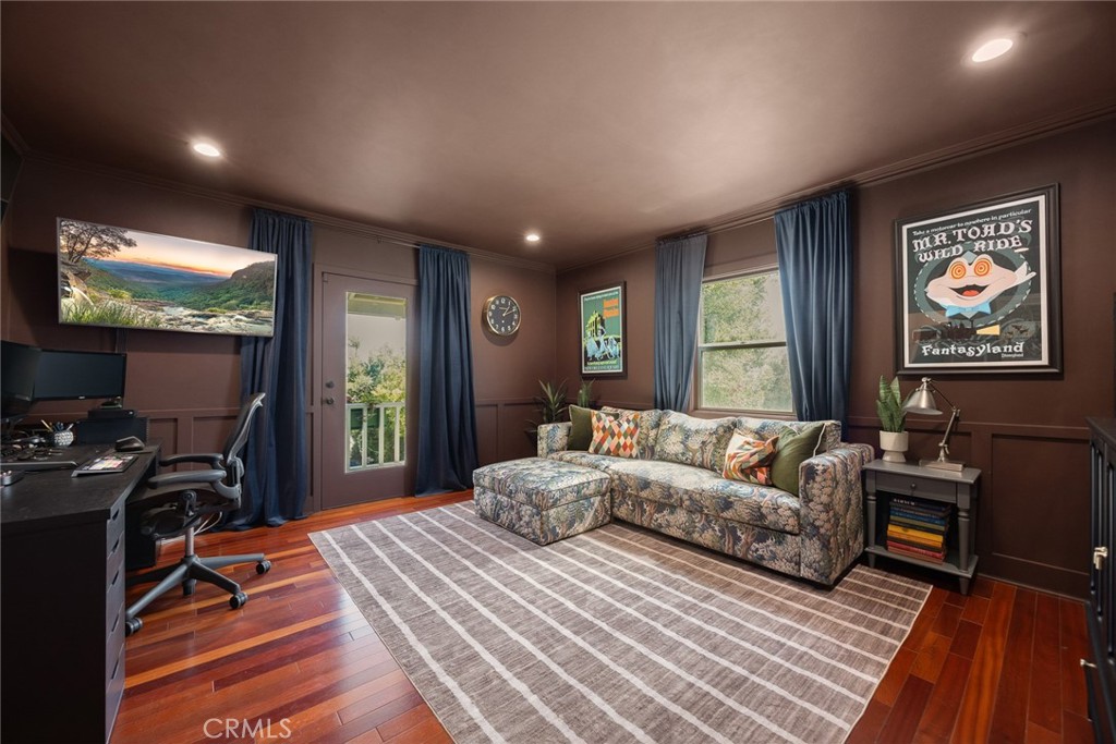 441 N Barranca