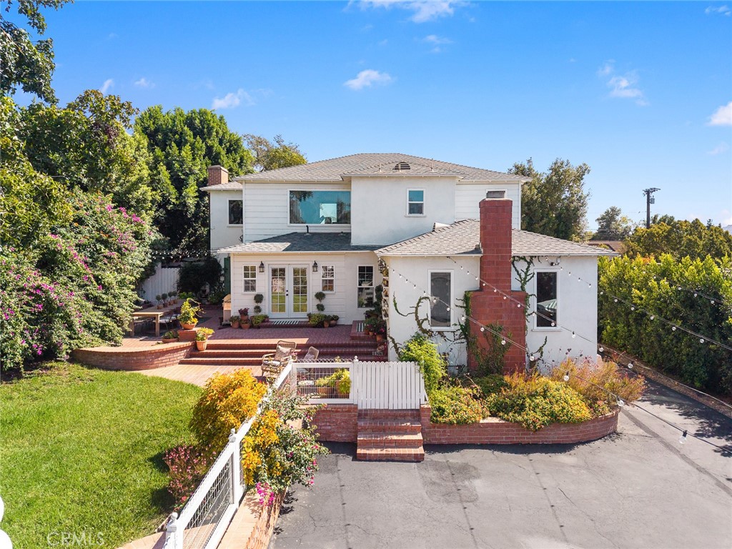 441 N Barranca