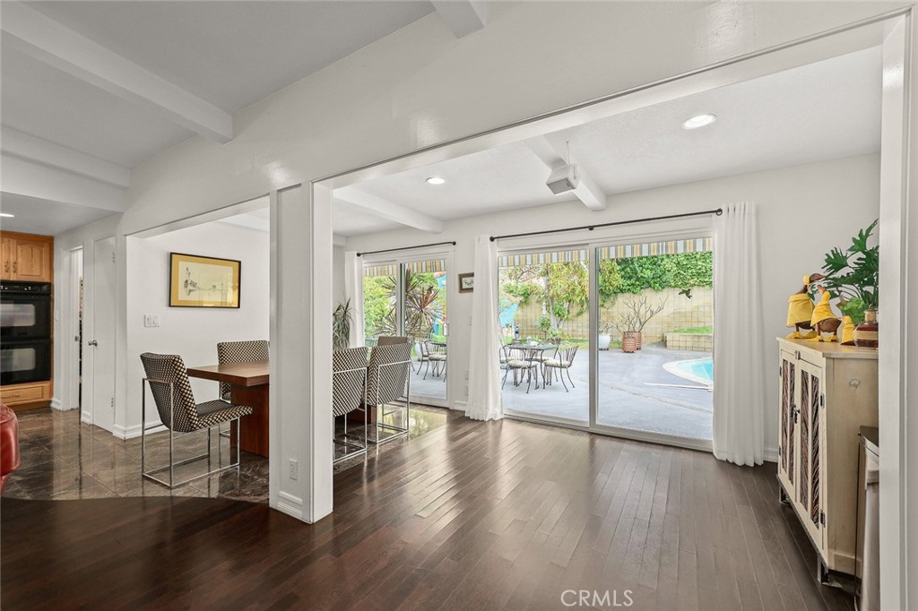 529 Redlands Ave