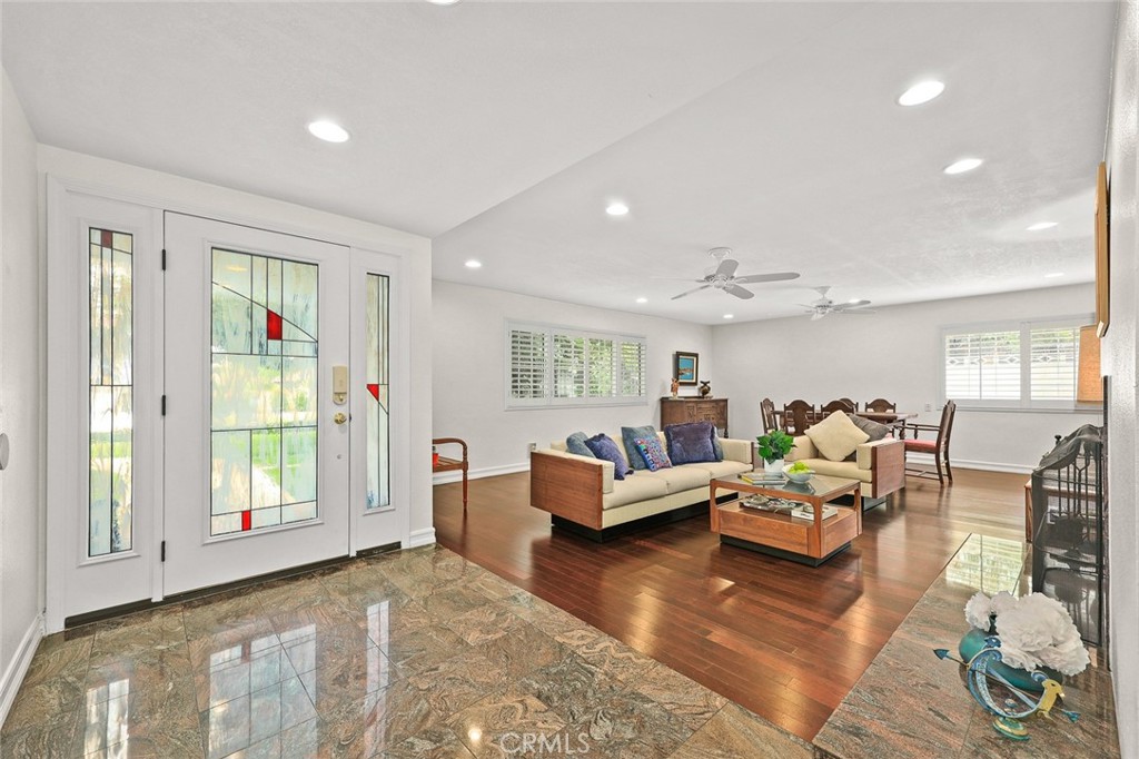 529 Redlands Ave