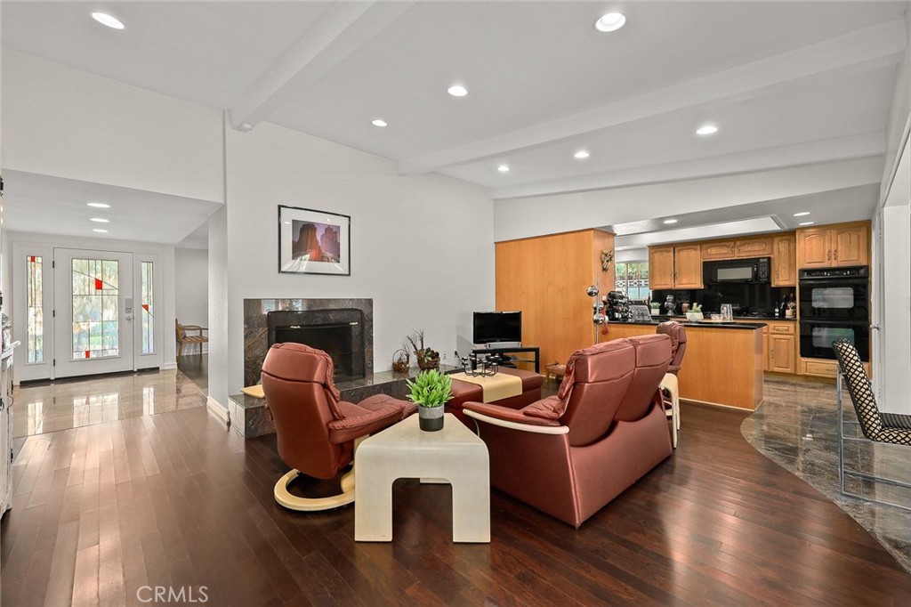529 Redlands Ave