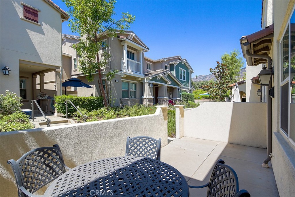 867 E Mountain Way Unit: D