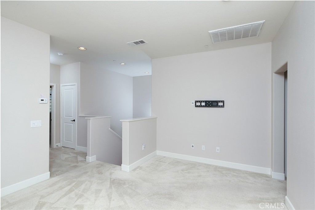 867 E Mountain Way Unit: D