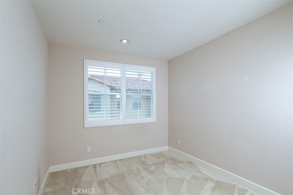 867 E Mountain Way Unit: D