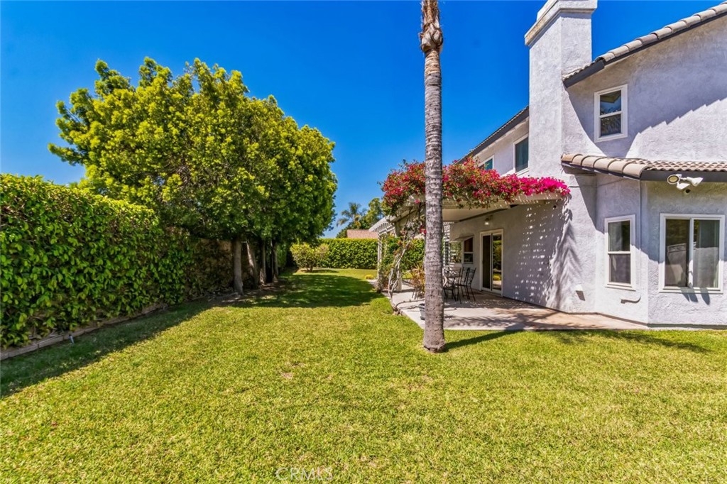 1537 West Shamrock Street