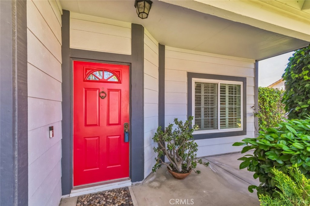 1537 West Shamrock Street