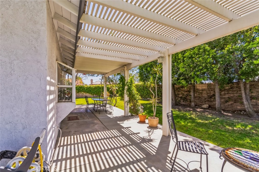 1537 West Shamrock Street