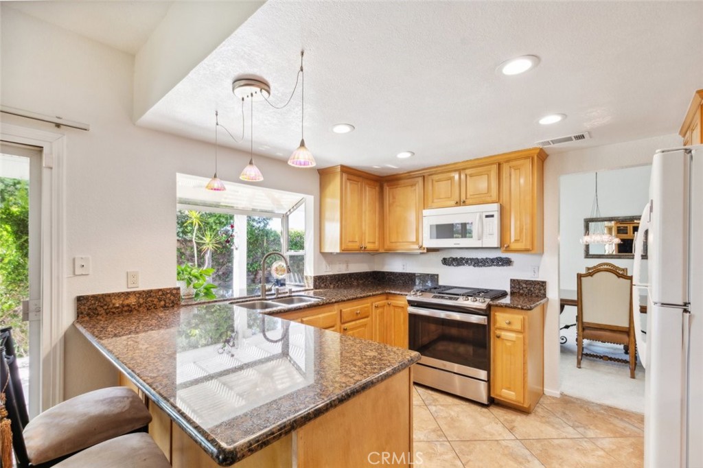 1537 West Shamrock Street