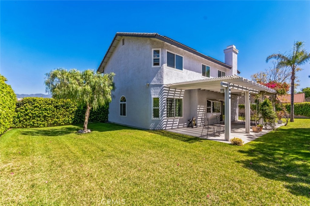 1537 West Shamrock Street