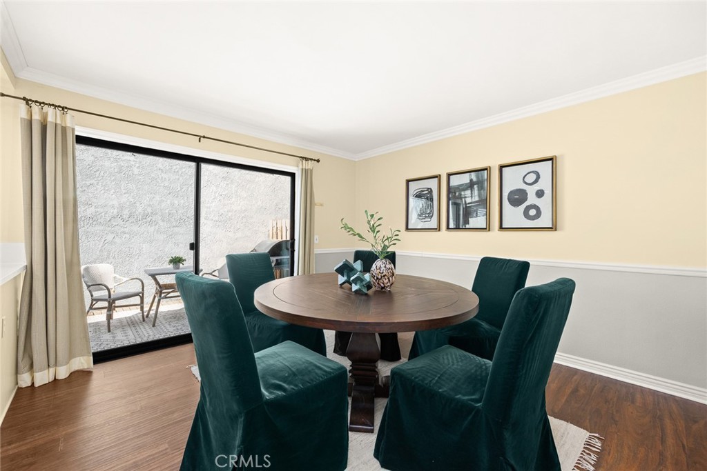 2590 Huntington Dr D