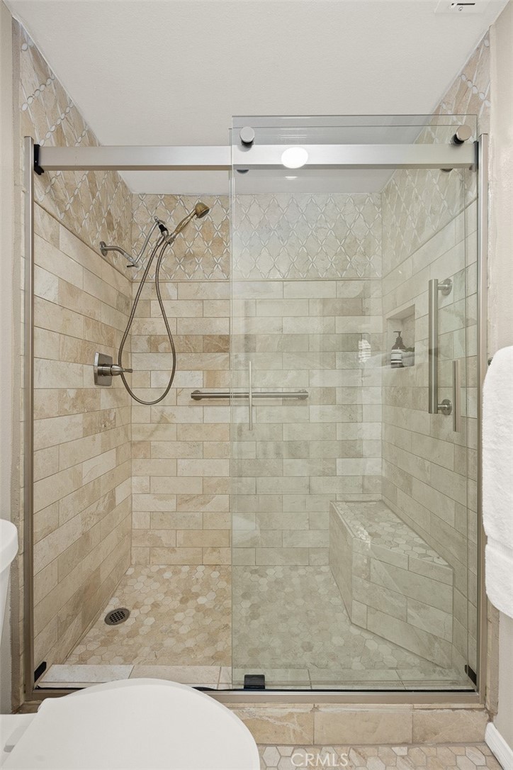 2590 Huntington Dr D