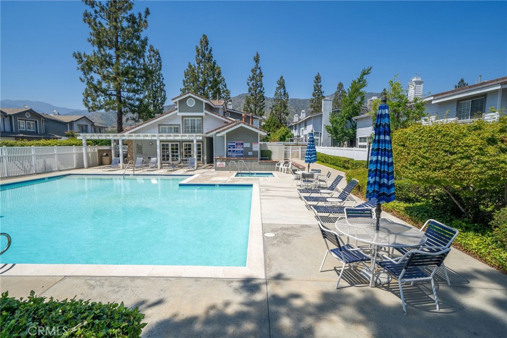 105 Autumn Oaks Lane