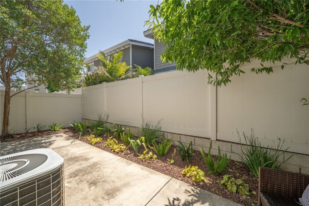 105 Autumn Oaks Lane