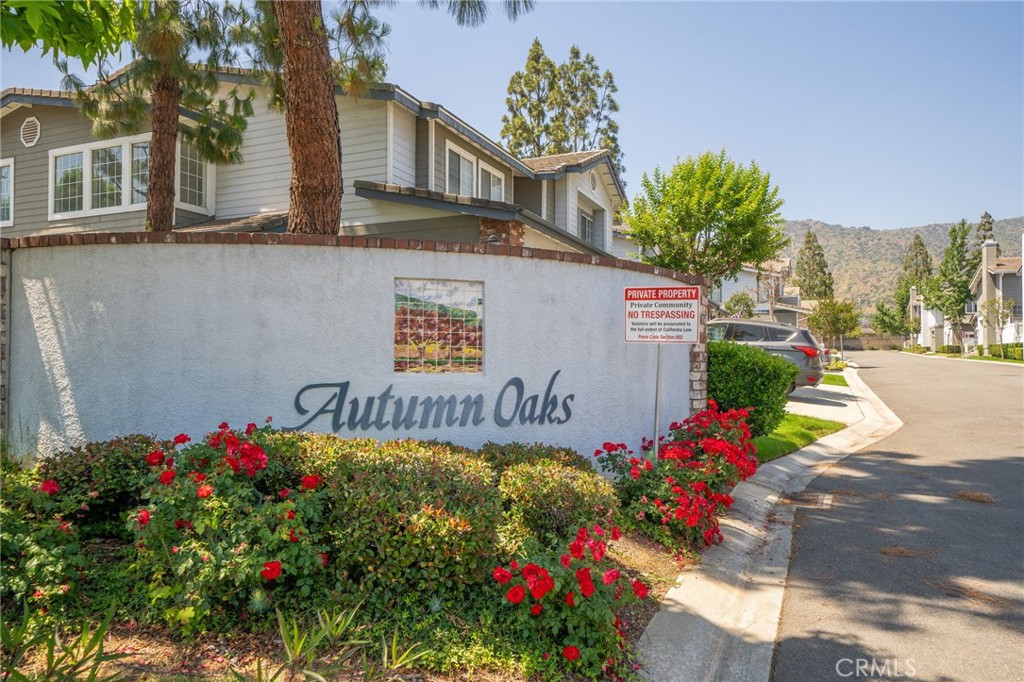 105 Autumn Oaks Lane