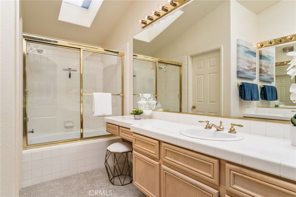 105 Autumn Oaks Lane