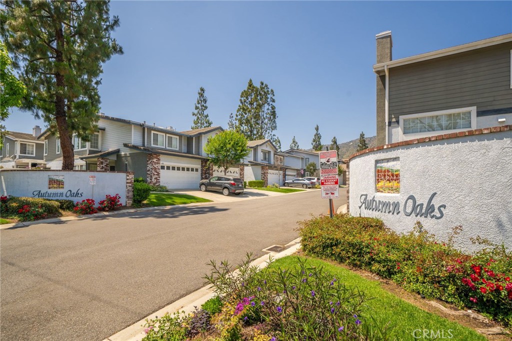 105 Autumn Oaks Lane