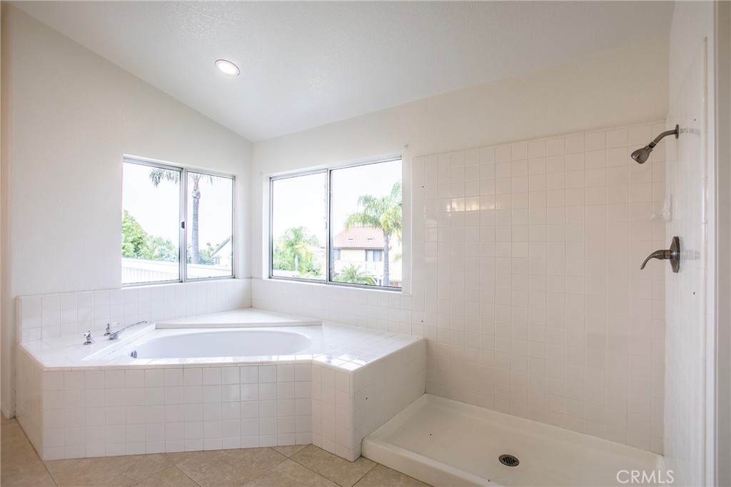 6236 Sunnyhills Place