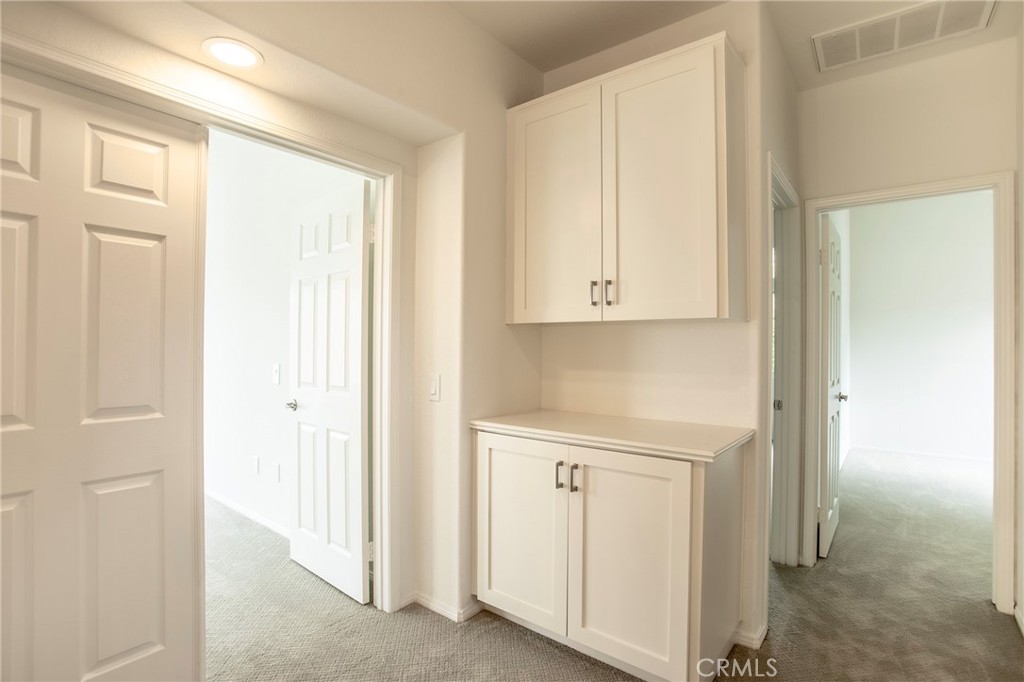 6236 Sunnyhills Place