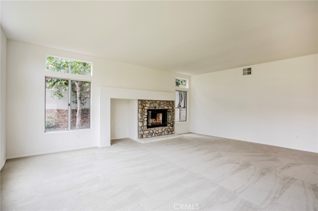 6236 Sunnyhills Place