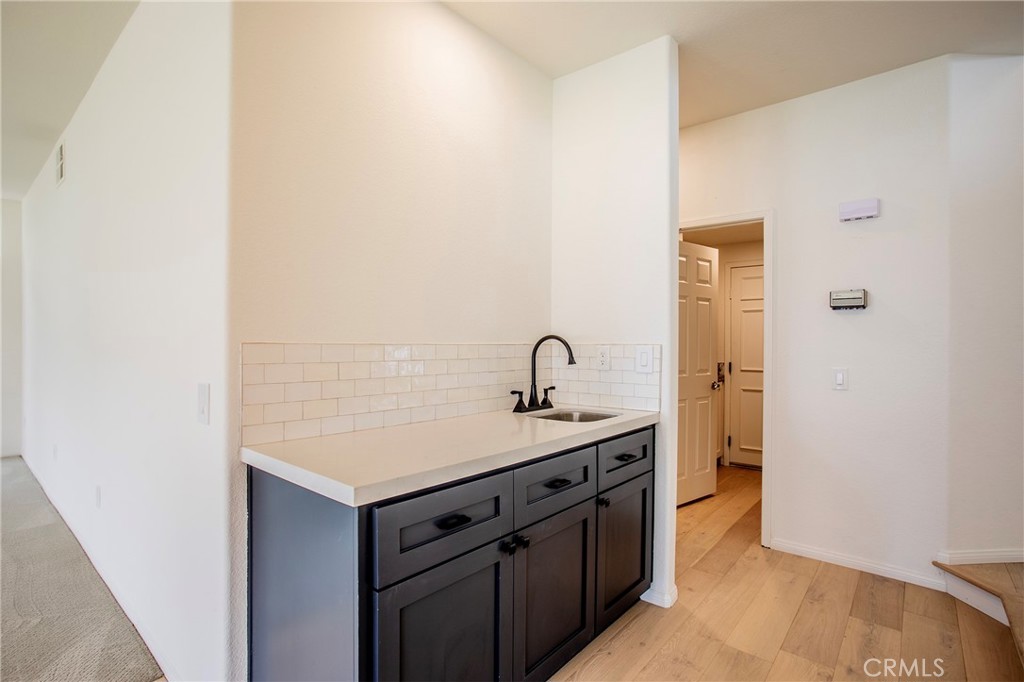 6236 Sunnyhills Place