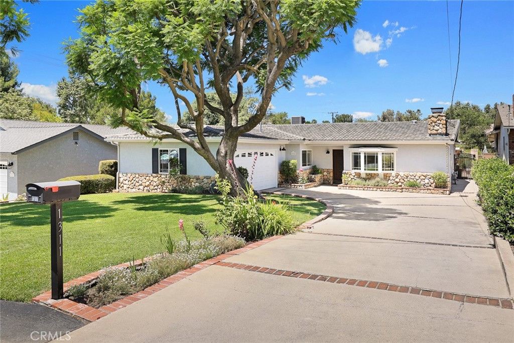 1311 North Shirlmar Avenue