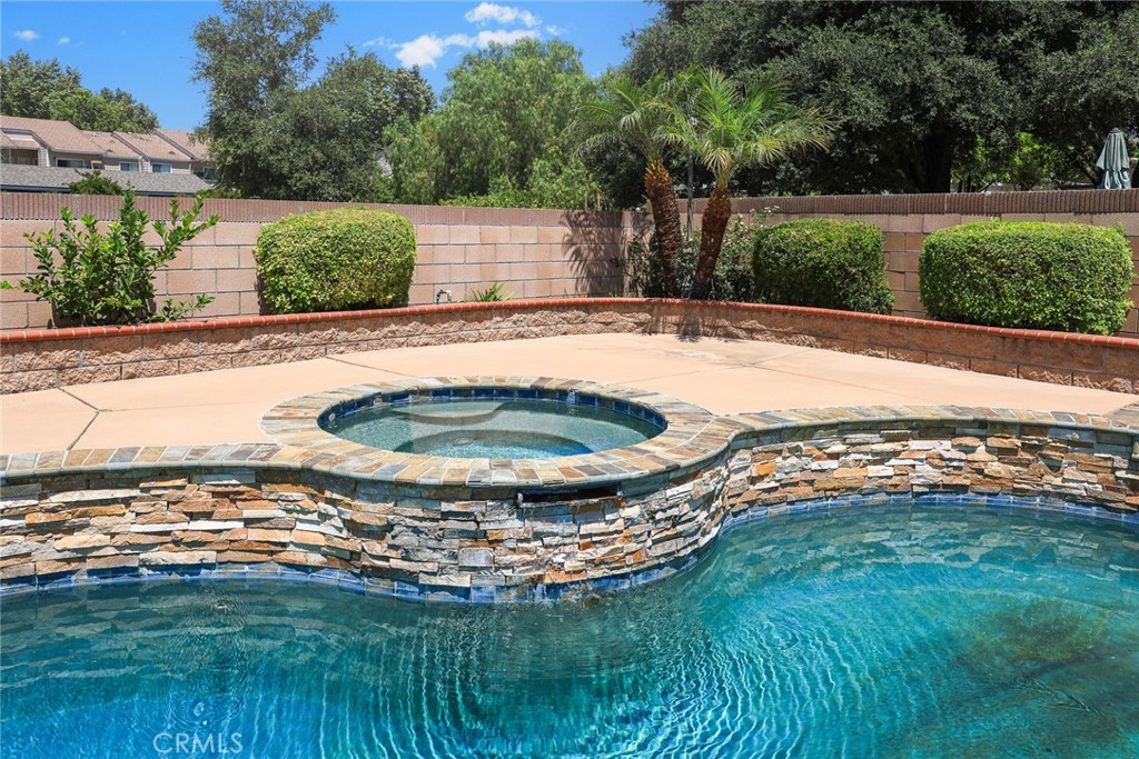 1311 North Shirlmar Avenue