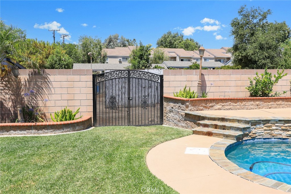 1311 North Shirlmar Avenue