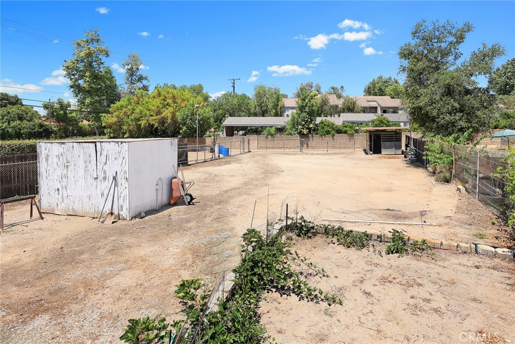 1311 North Shirlmar Avenue