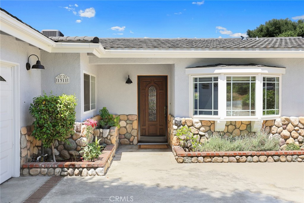 1311 North Shirlmar Avenue