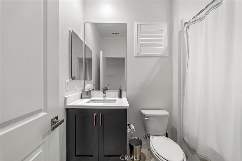 639 E Orange Blossom Way