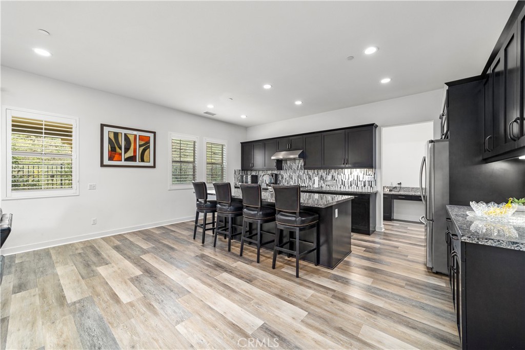 639 E Orange Blossom Way