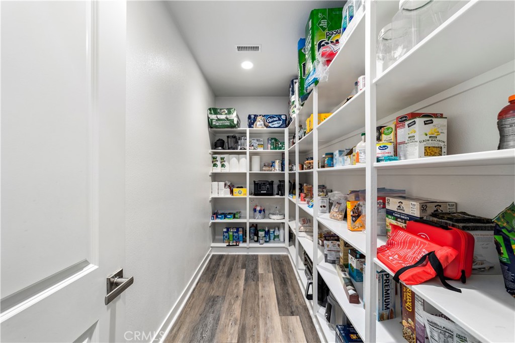 639 E Orange Blossom Way