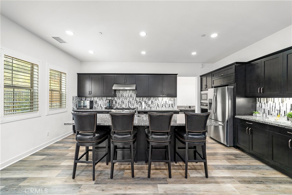 639 E Orange Blossom Way