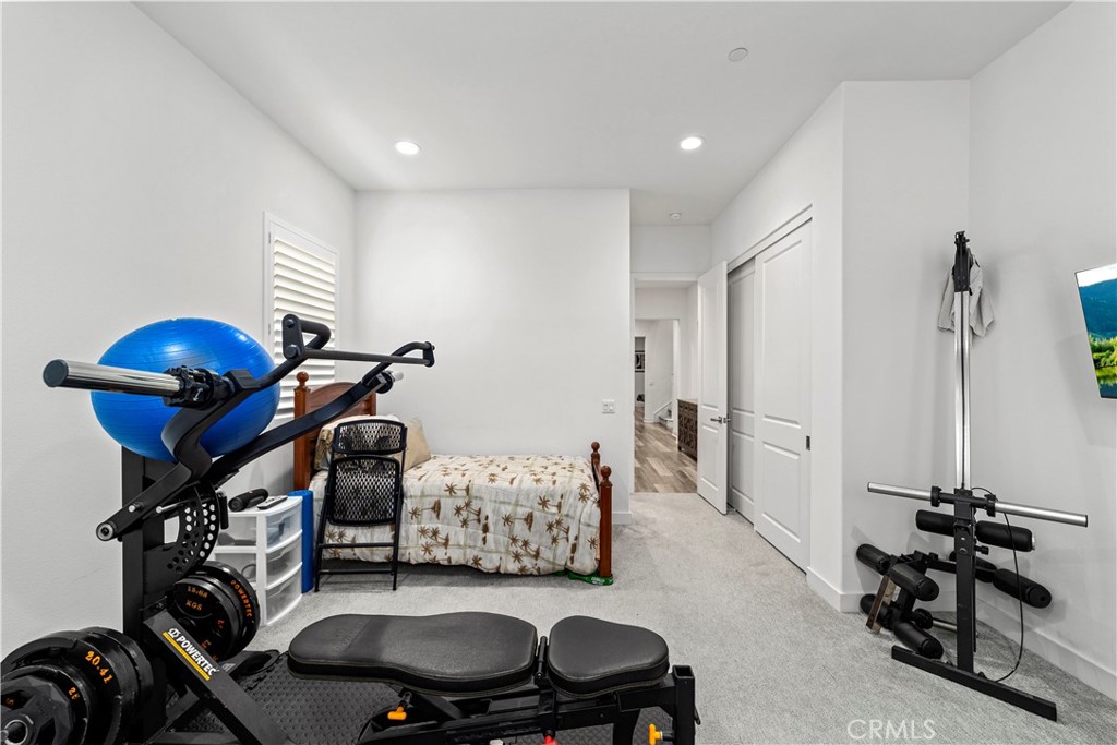 639 E Orange Blossom Way