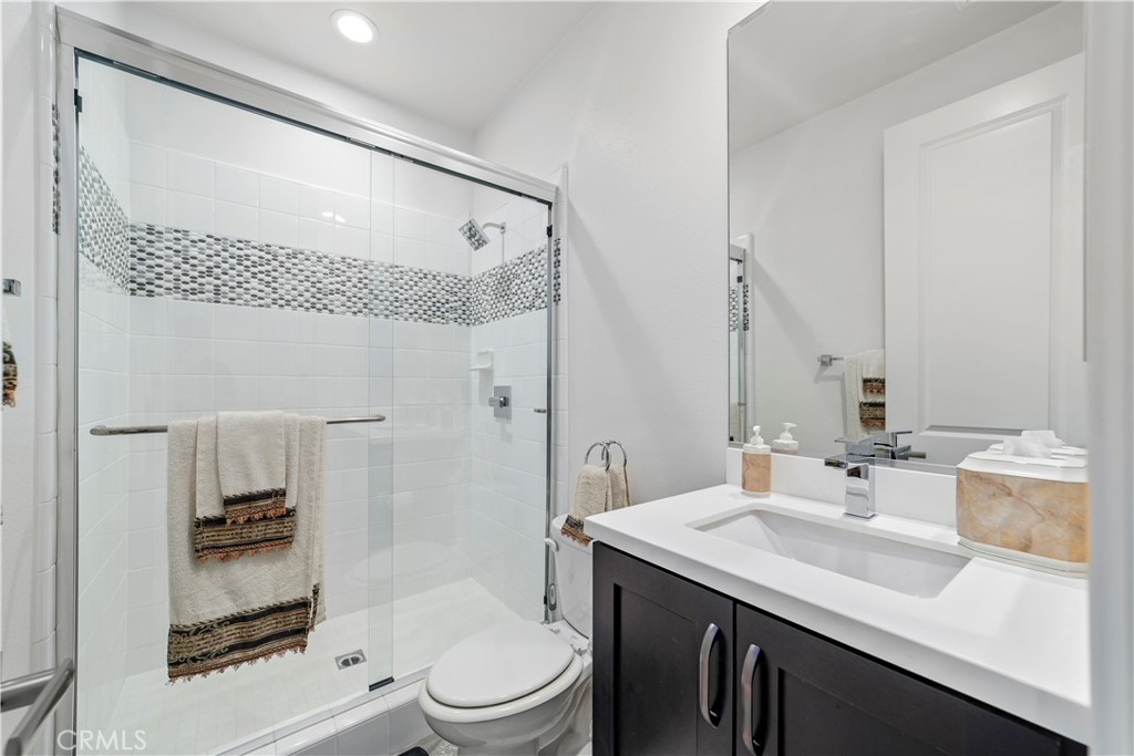 639 E Orange Blossom Way