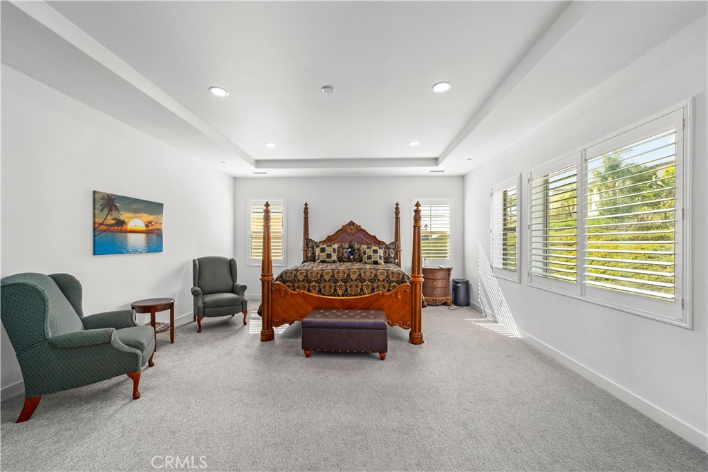 639 E Orange Blossom Way