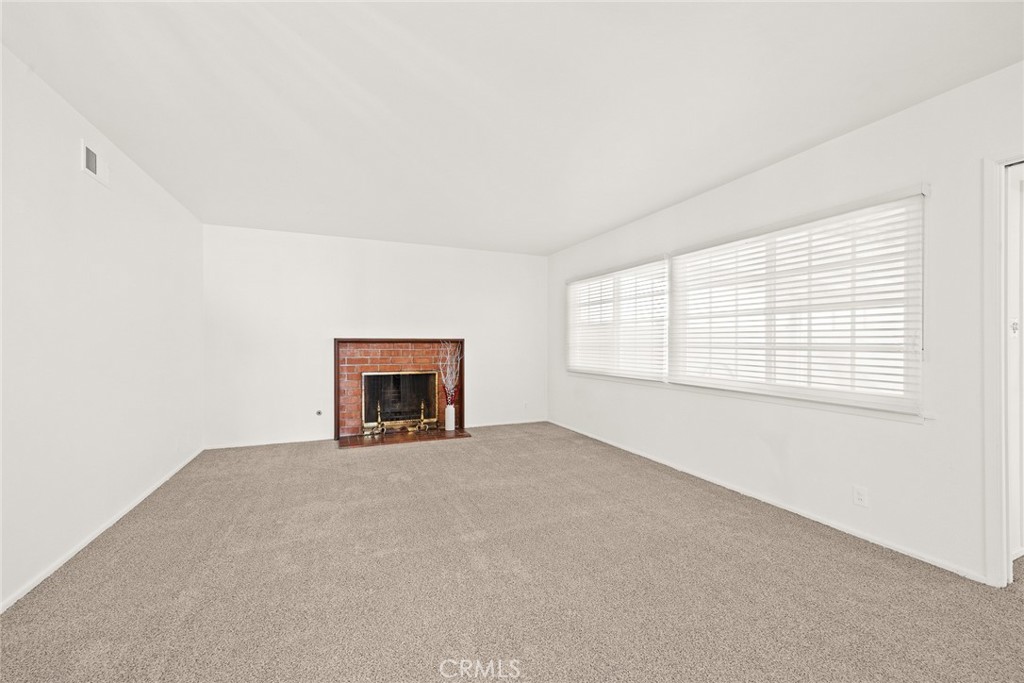 5765 N. Barranca Avenue