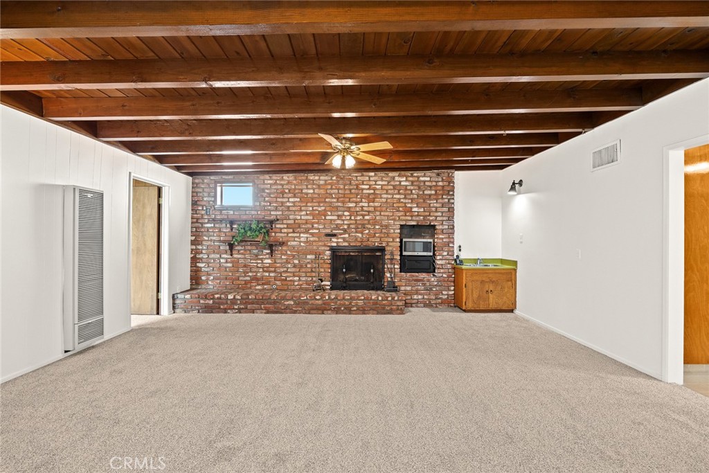 5765 N. Barranca Avenue