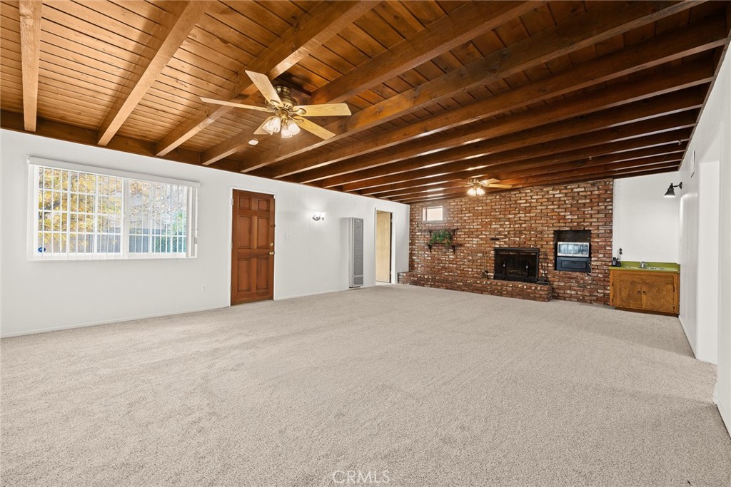 5765 N. Barranca Avenue