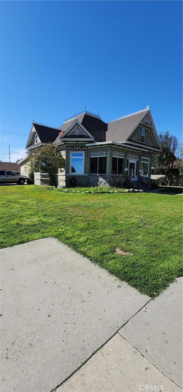 403 N San Gabriel Avenue