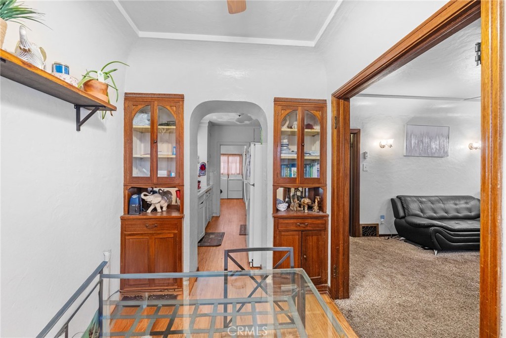 1257 W 60th Place